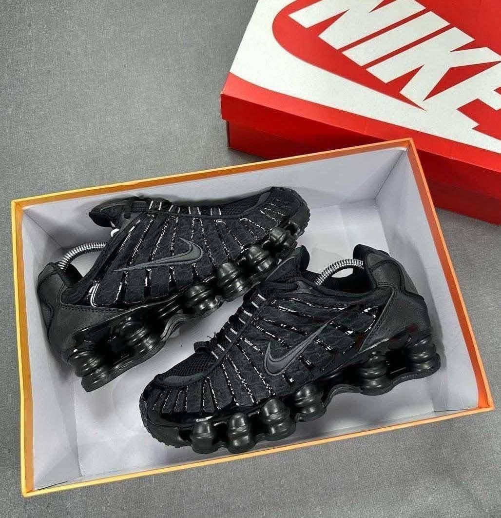Nike SHOX